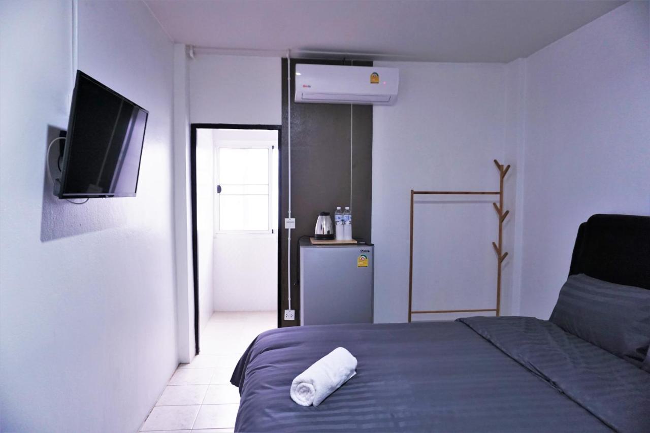 Aparthotel Racha Caftel - 7 House - รชาคาฟเทล Chiang Mai Esterno foto