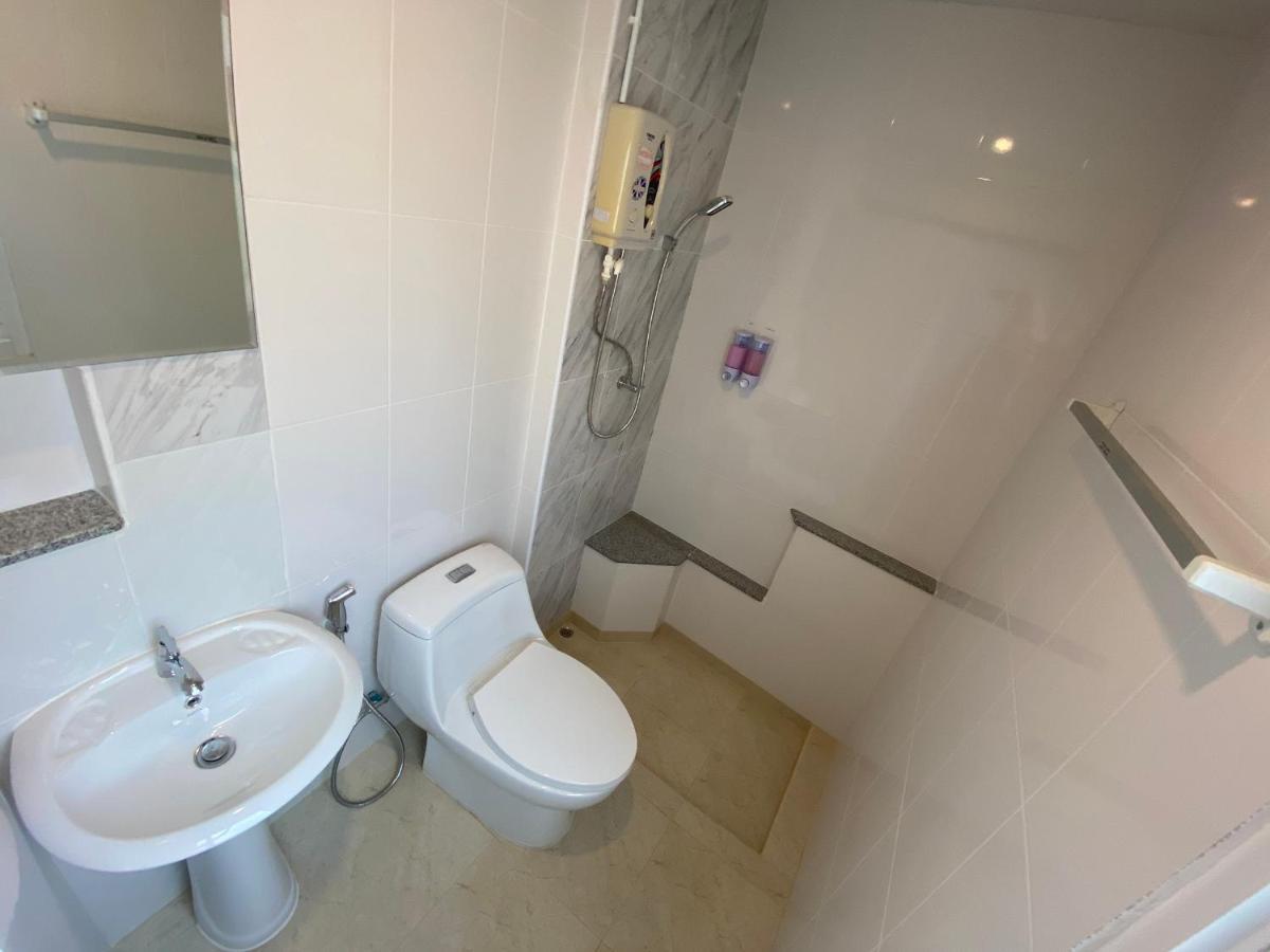 Aparthotel Racha Caftel - 7 House - รชาคาฟเทล Chiang Mai Esterno foto